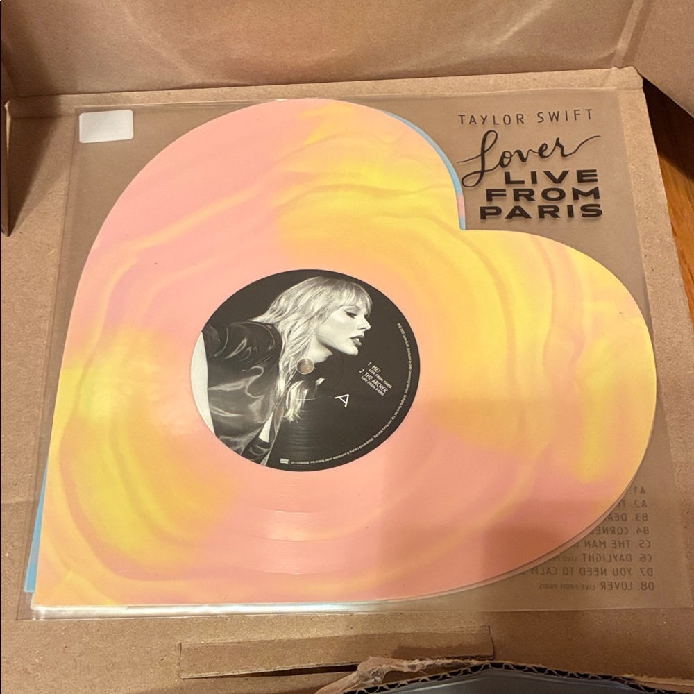 Taylor Swift Heart-Shaped Vinyl Lover